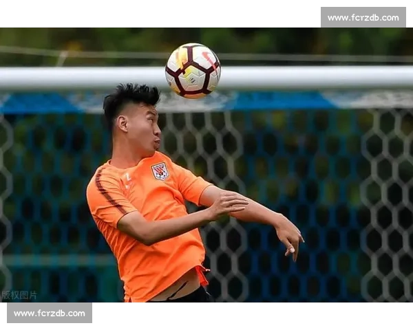 黄潜锁定未来！21 岁锋线新星莫莱罗加盟至 2030 年