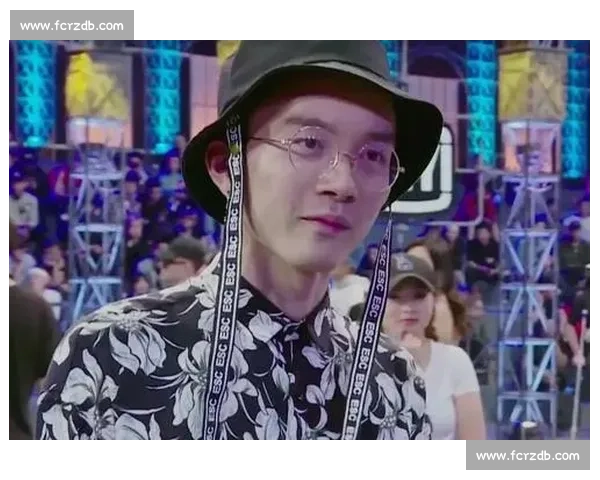 巴黎篮球馆燃爆！Les Twins 即兴嘻哈 Freestyle 震撼全场