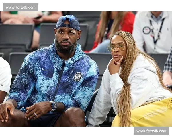 萨瓦娜劝老詹退役：家庭与篮球的终极博弈